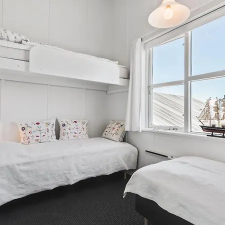 Holiday home Krebsen 617